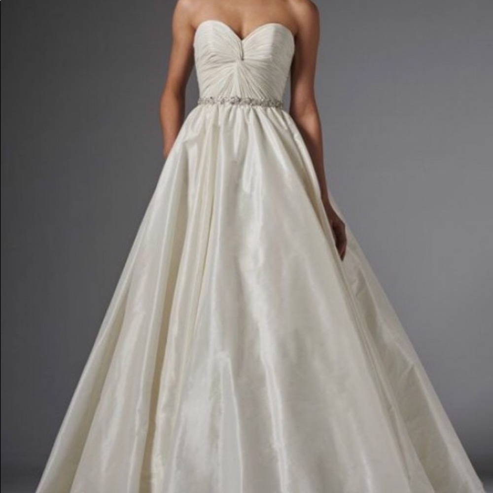 Watters WTOO wedding dress w/ POCKETS🥰